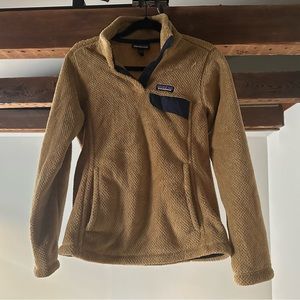 Patagonia small Snap-T sweater